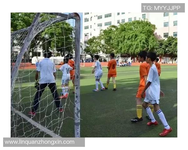 足球明星精彩瞬间尽在眼前让我们一起领略他们的风采与魅力