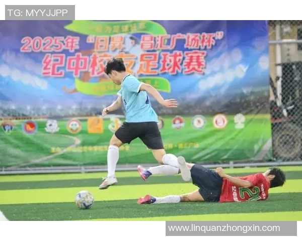 足球明星携手共舞高清图片展现激情与魅力的完美瞬间